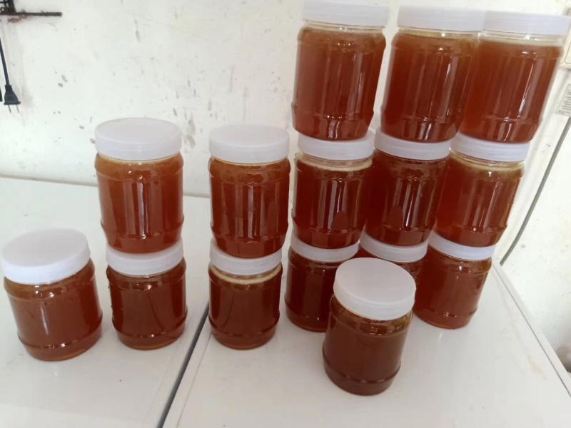 贵州深山土蜂蜜，一年只取蜜一次，数量不多，欢迎品尝