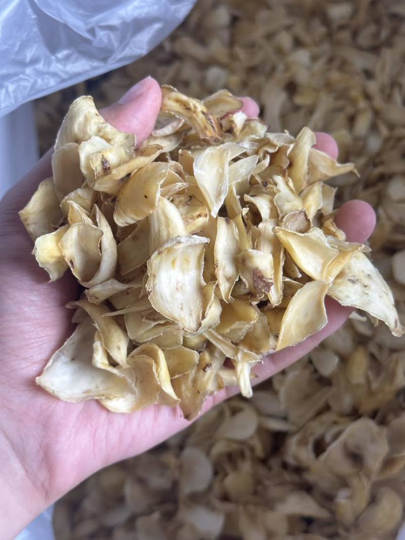 湖南龙山百合干片，老百姓自产自销！欢迎各位发财老板前来采购！