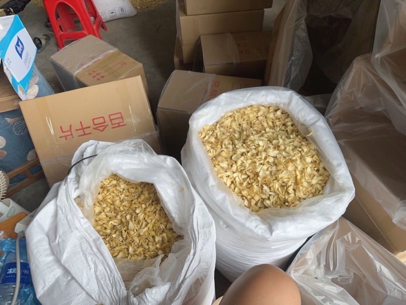 湖南龙山百合干片，老百姓自产自销！欢迎各位发财老板前来采购！