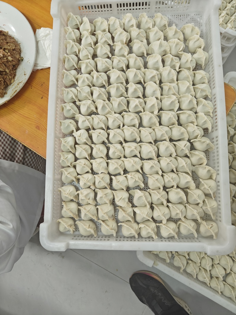 菏泽薄皮大馅手工水饺