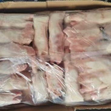 二级母猪蹄25吨32个一斤半一个