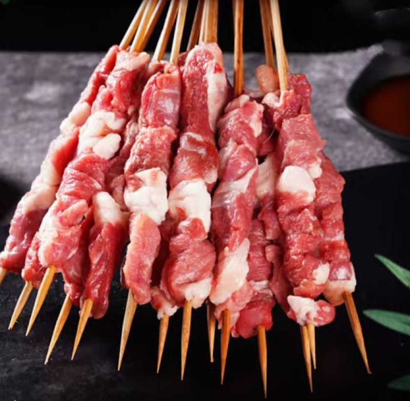 木签羊肉串
