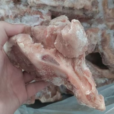 吨肉骨块