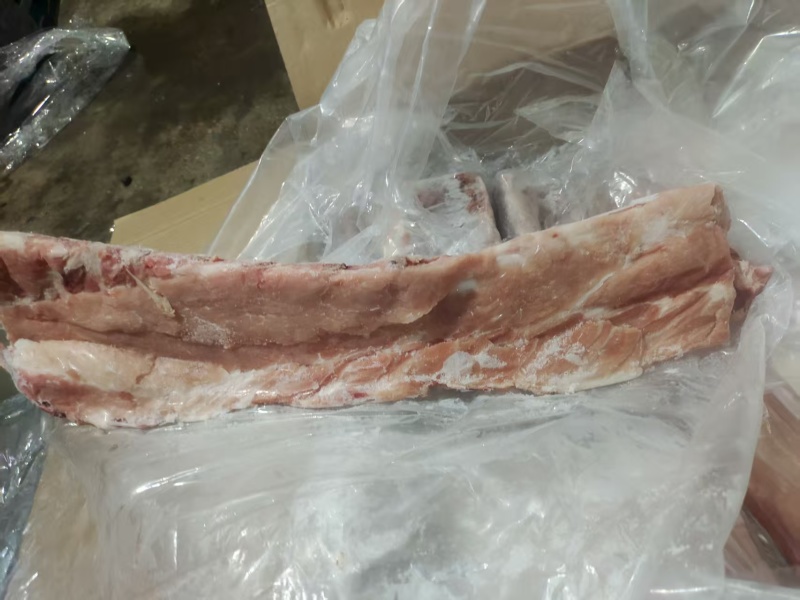 华宝带肉脊骨30吨，24年9-10月，保质期18个月