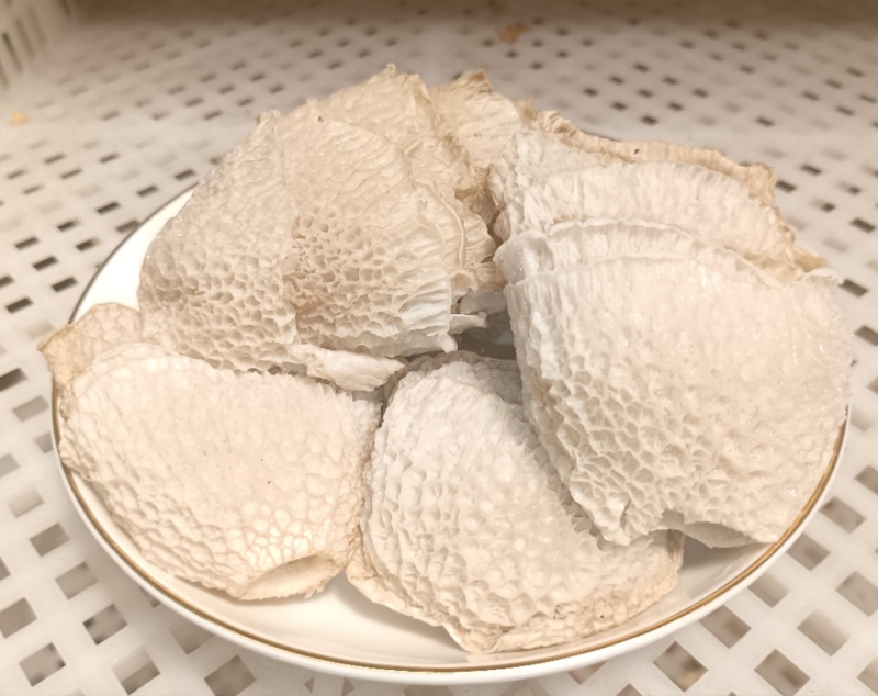 红托竹荪干品