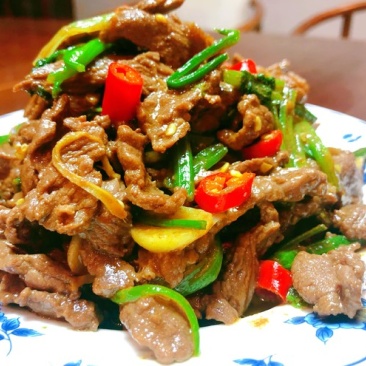 小炒黄牛肉