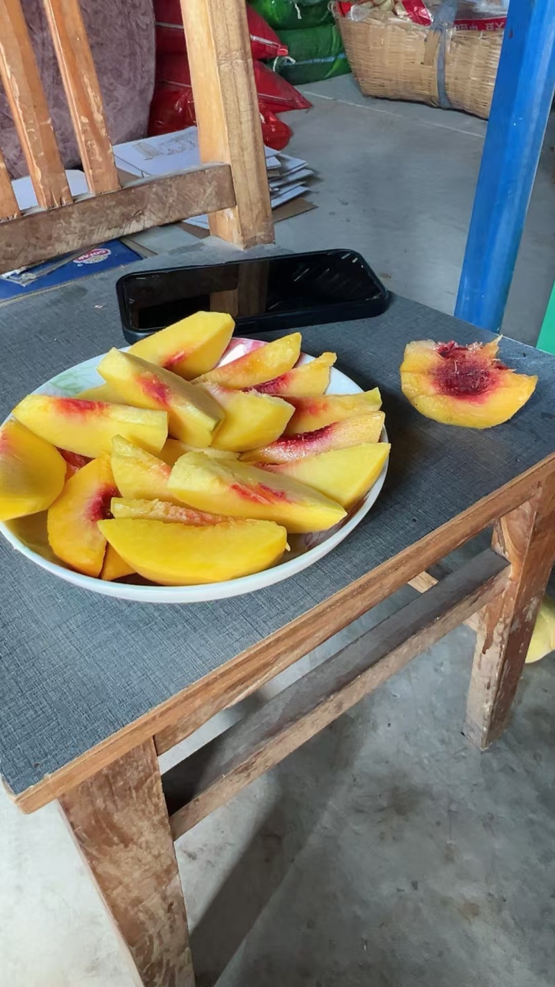 锦绣黄桃