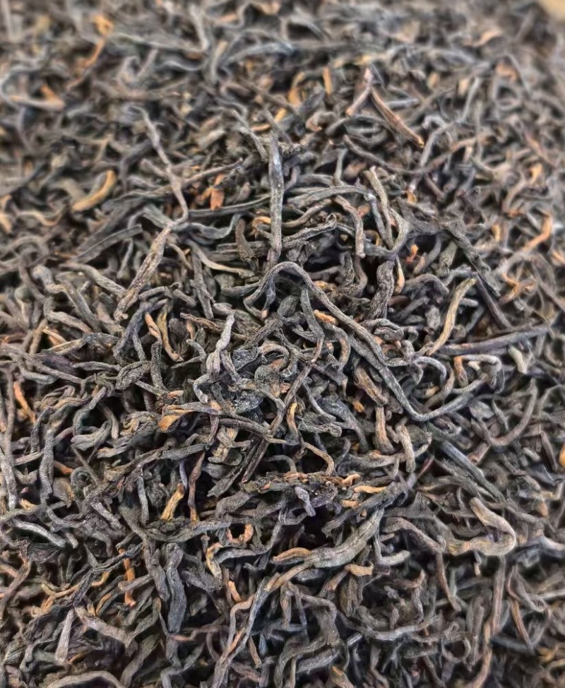 梧州六堡茶批发，零售！熟茶大箩茶～各种年份各种口号！