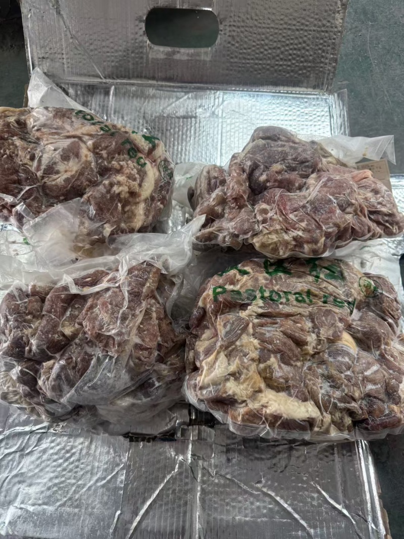 牧区红去皮熟羊肉