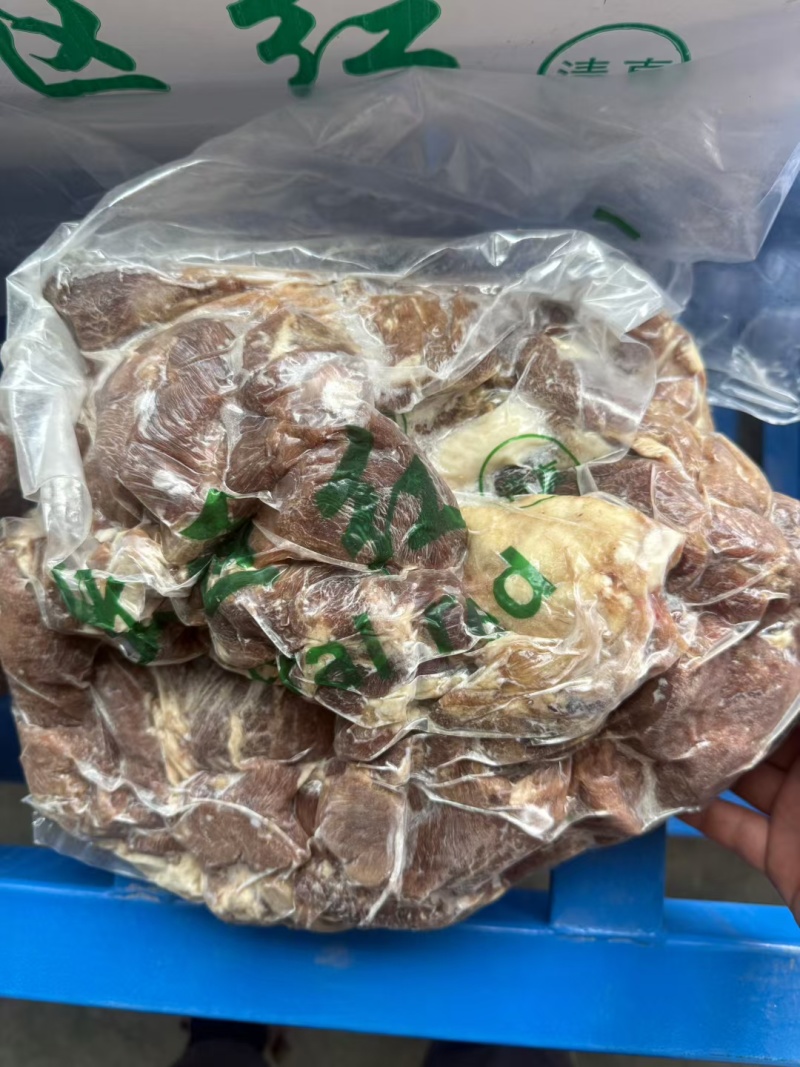 牧区红去皮熟羊肉