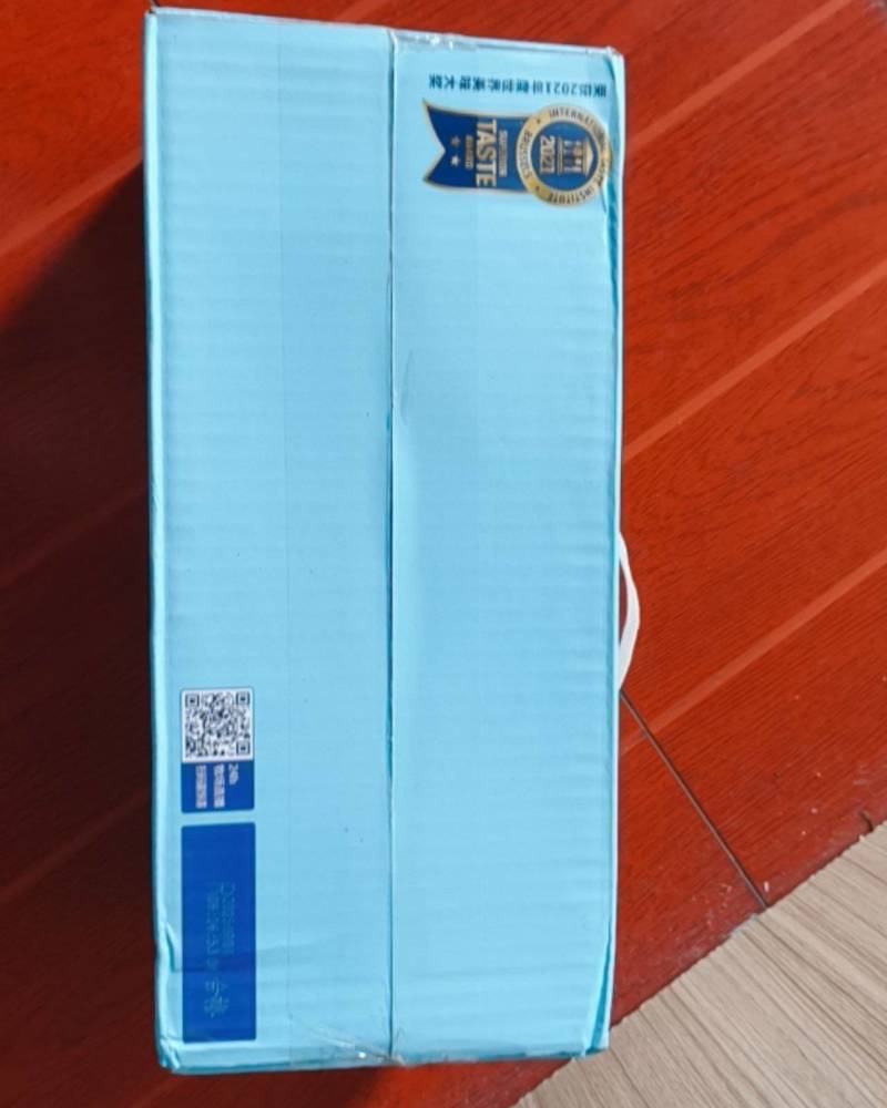 纯牛奶一箱