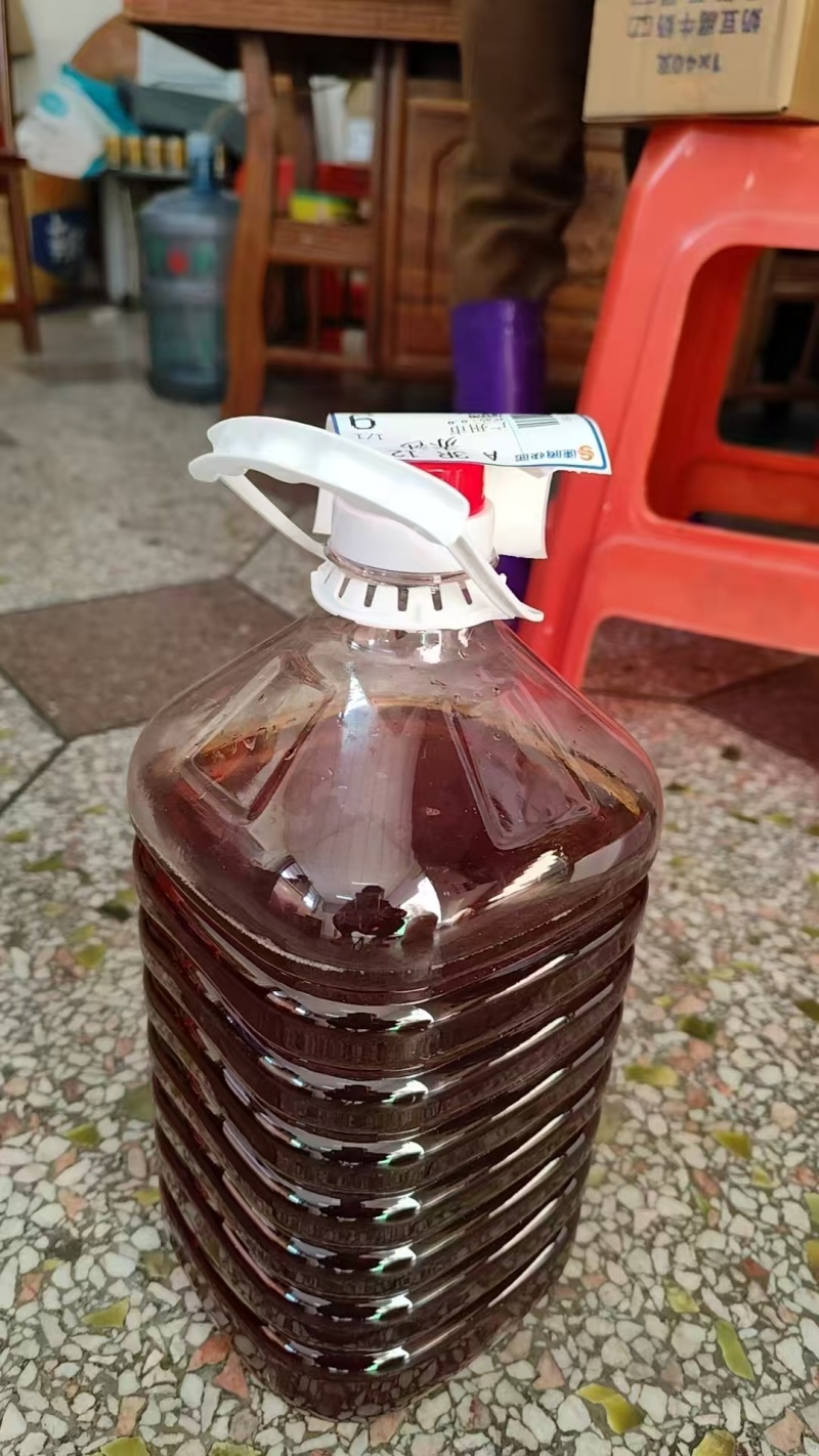 正宗客家酒镇白酒，百米酒老酒都有。