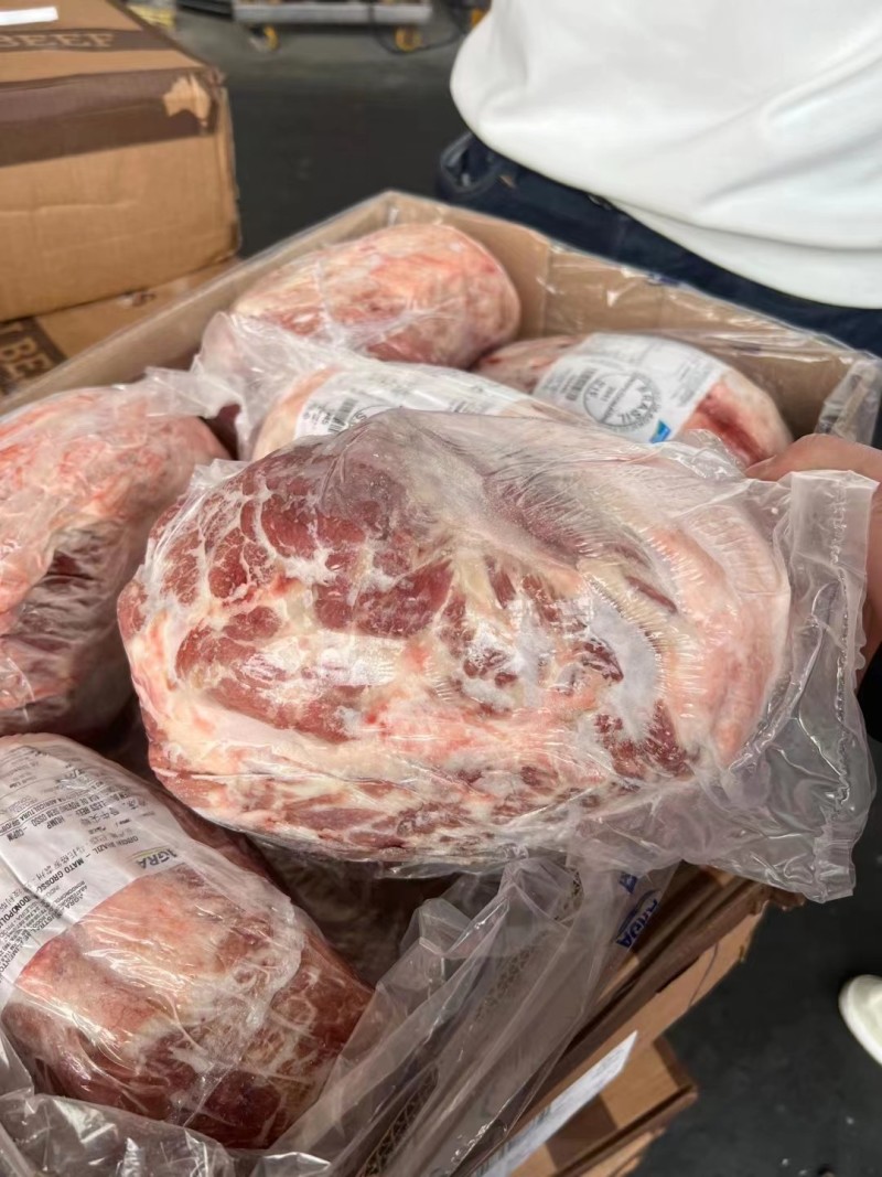 牛肩峰大块牛肉