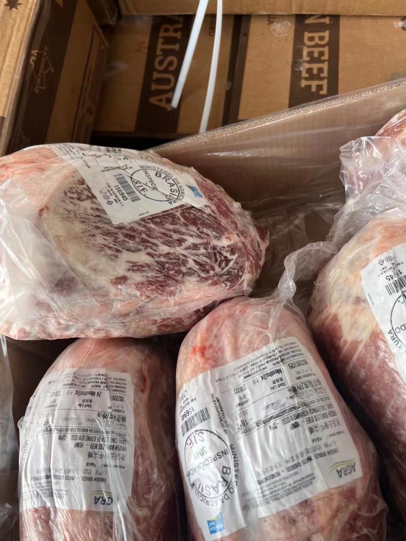 牛肩峰大块牛肉