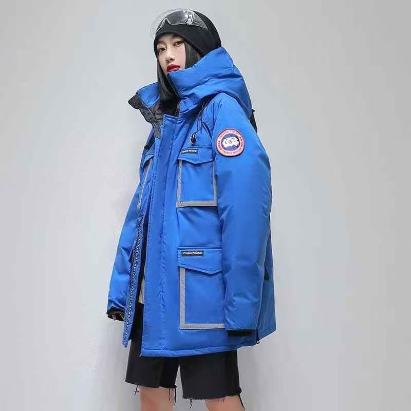 高档羽绒服50件左右，质量很好，超低价49元一件**！！！