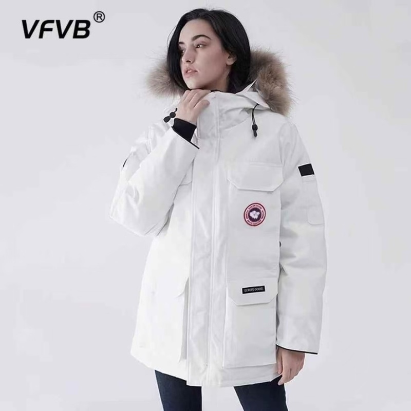 高档羽绒服50件左右，质量很好，超低价49元一件**！！！