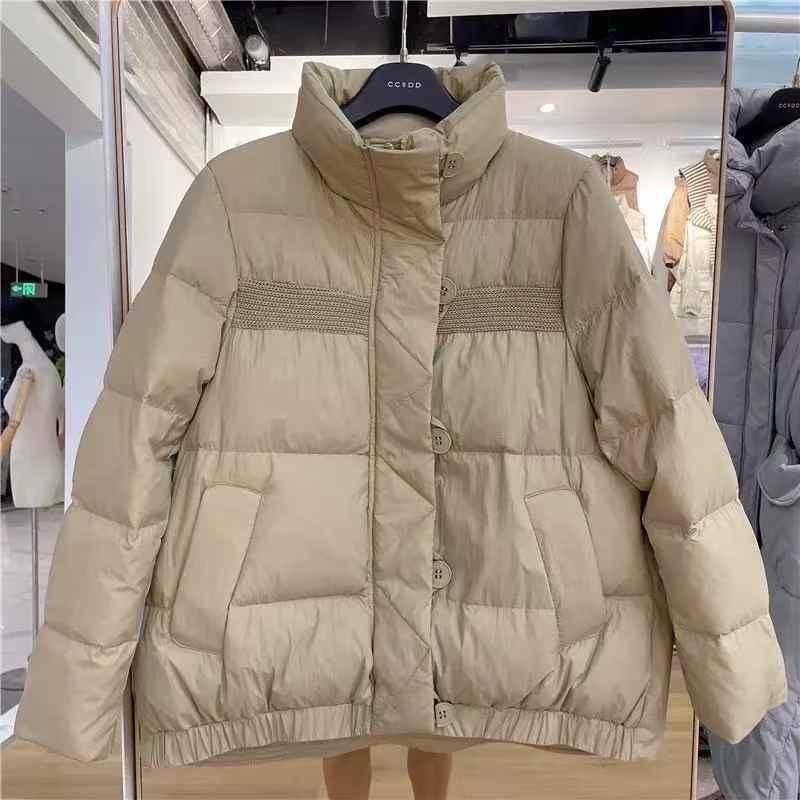 女士**时尚短款羽绒服100件左右，独立包装，质量**好36