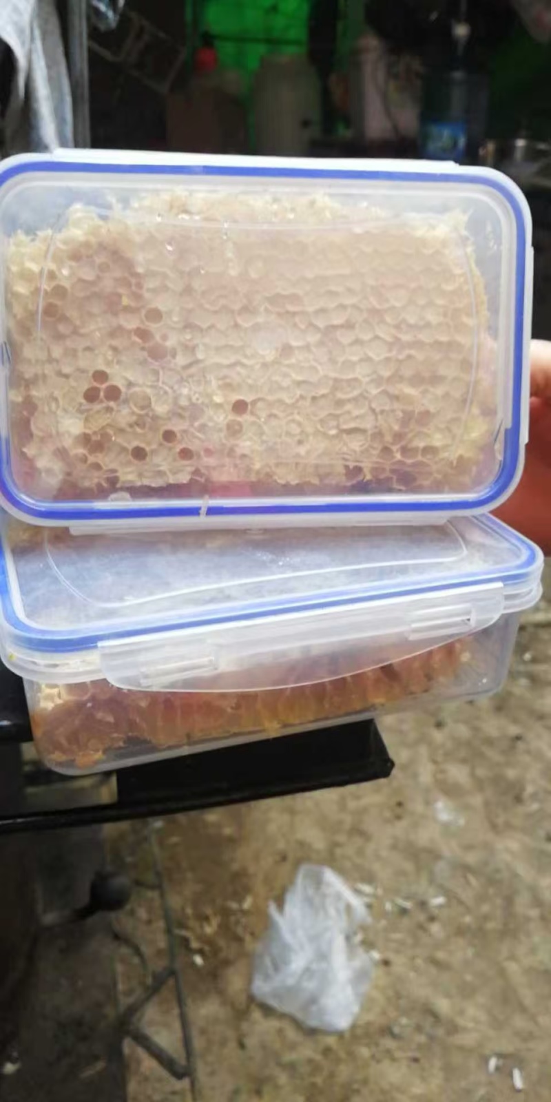 常年出售蜂蜜，蜂胶，蜂皇浆，蜂蜡，蜂花粉，欢迎有需要的来