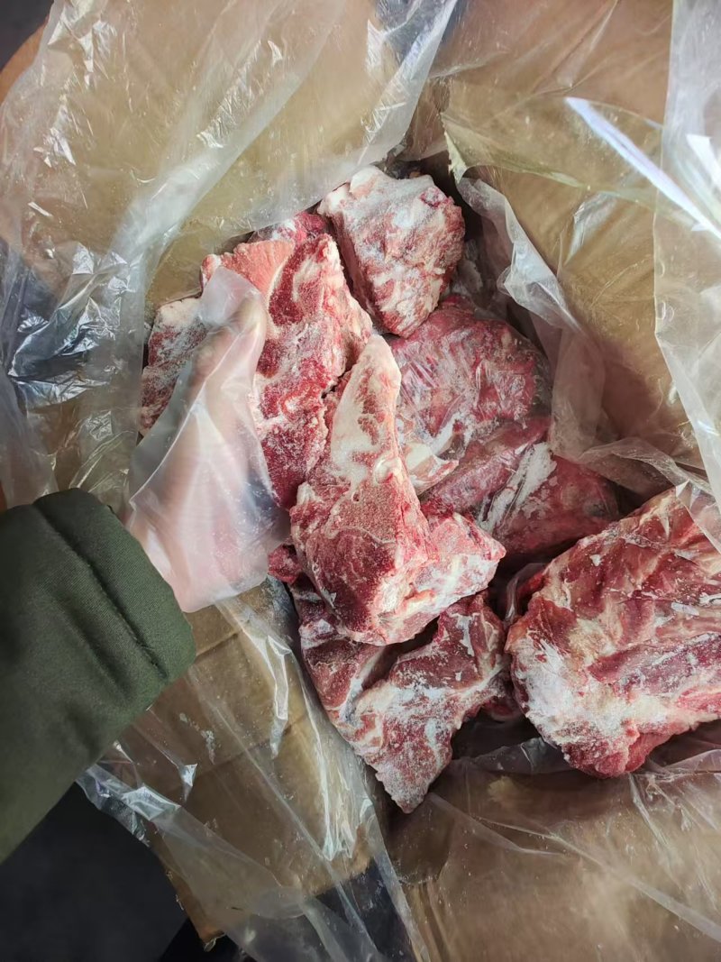 国产肥猪胫骨，带肉多