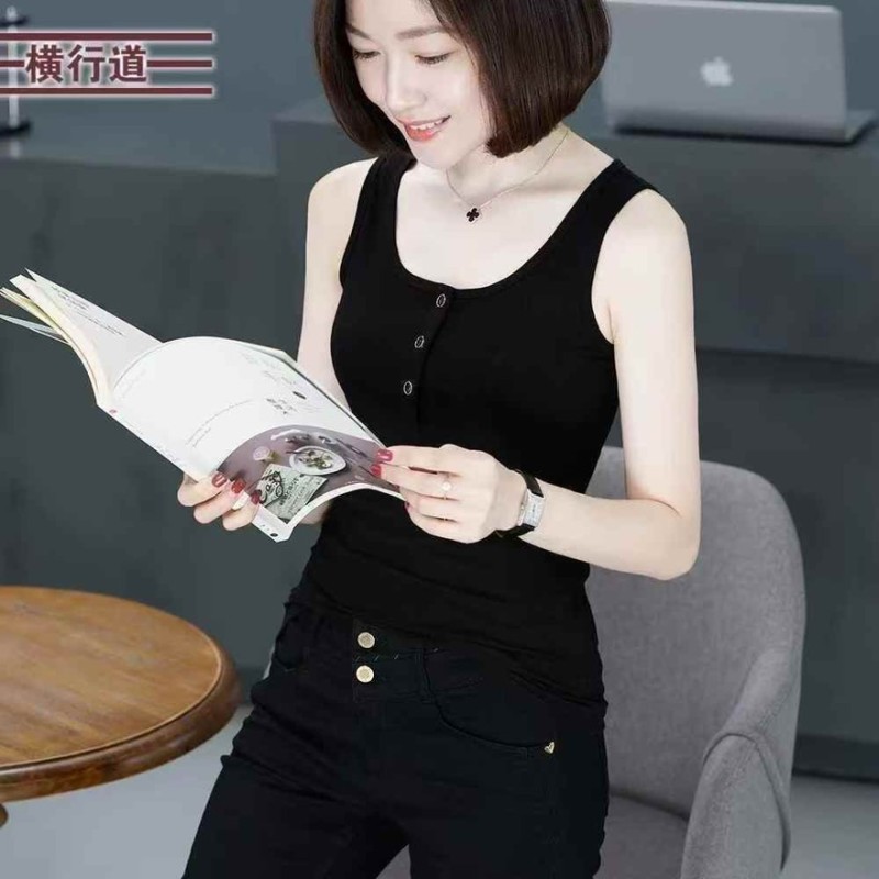 500件左右吊带背心，有5-6个款，质量不错独立包装3.99