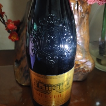 原瓶原装进口红酒。