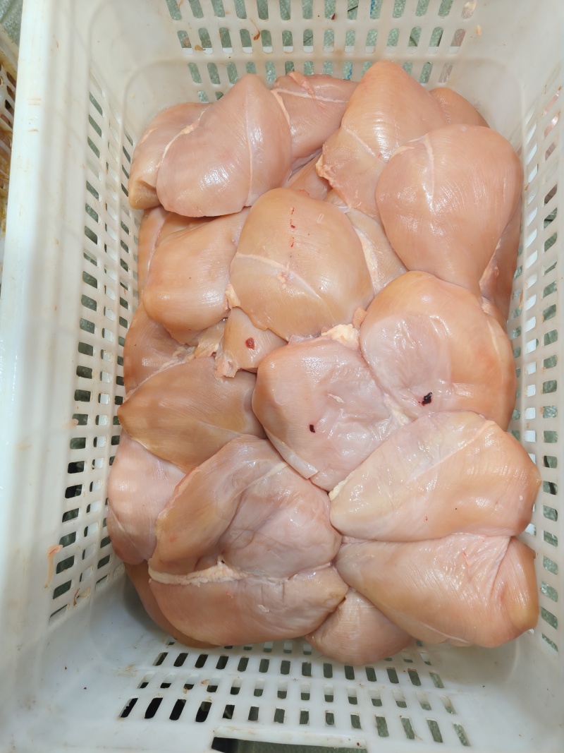 鲜鸡胸每天大量现货只有鲜鸡胸北京可送货上门免运费量大来谈