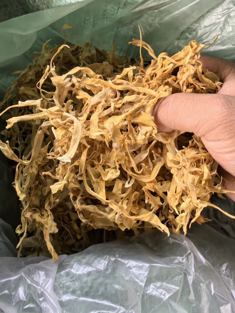 老板们你好，我有干竹笋商品，我有大量现货，需要的可以联系