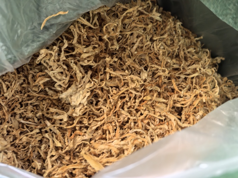 老板们你好，我有干竹笋商品，我有大量现货，需要的可以联系