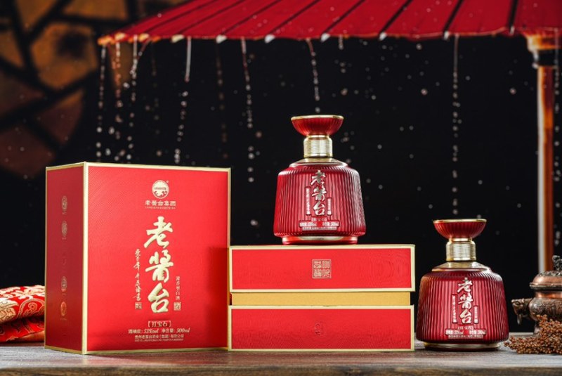 老酱台红宝石酒，茅台镇十强酒业生产企业，53度酱香白酒。