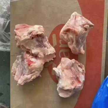 吉宇满肉腿骨块