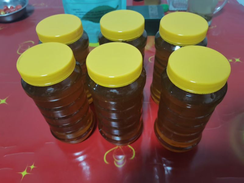 蜂蜜，纯正放山上养的，荆条蜜