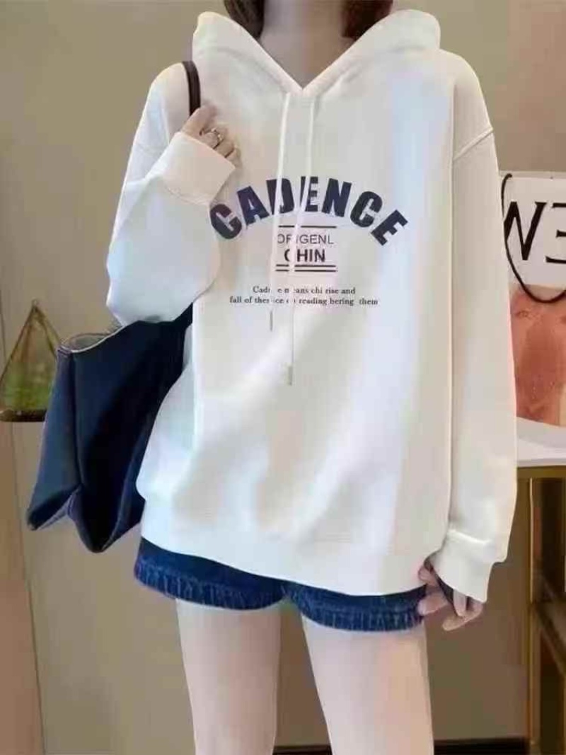 男女精品卫衣，200件左右，狠心处理，9.9元**！不议价