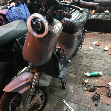 精品二手车速度90加，现在低价格。可办分期。首付六七百。