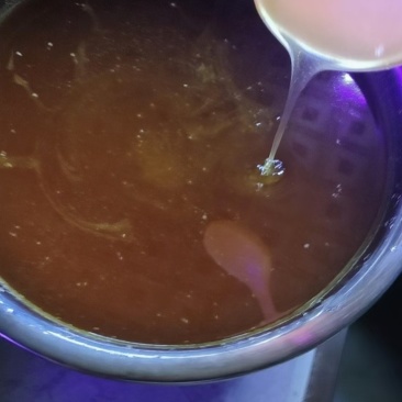 云南野生山花成熟蜜🍯📸实拍双视角