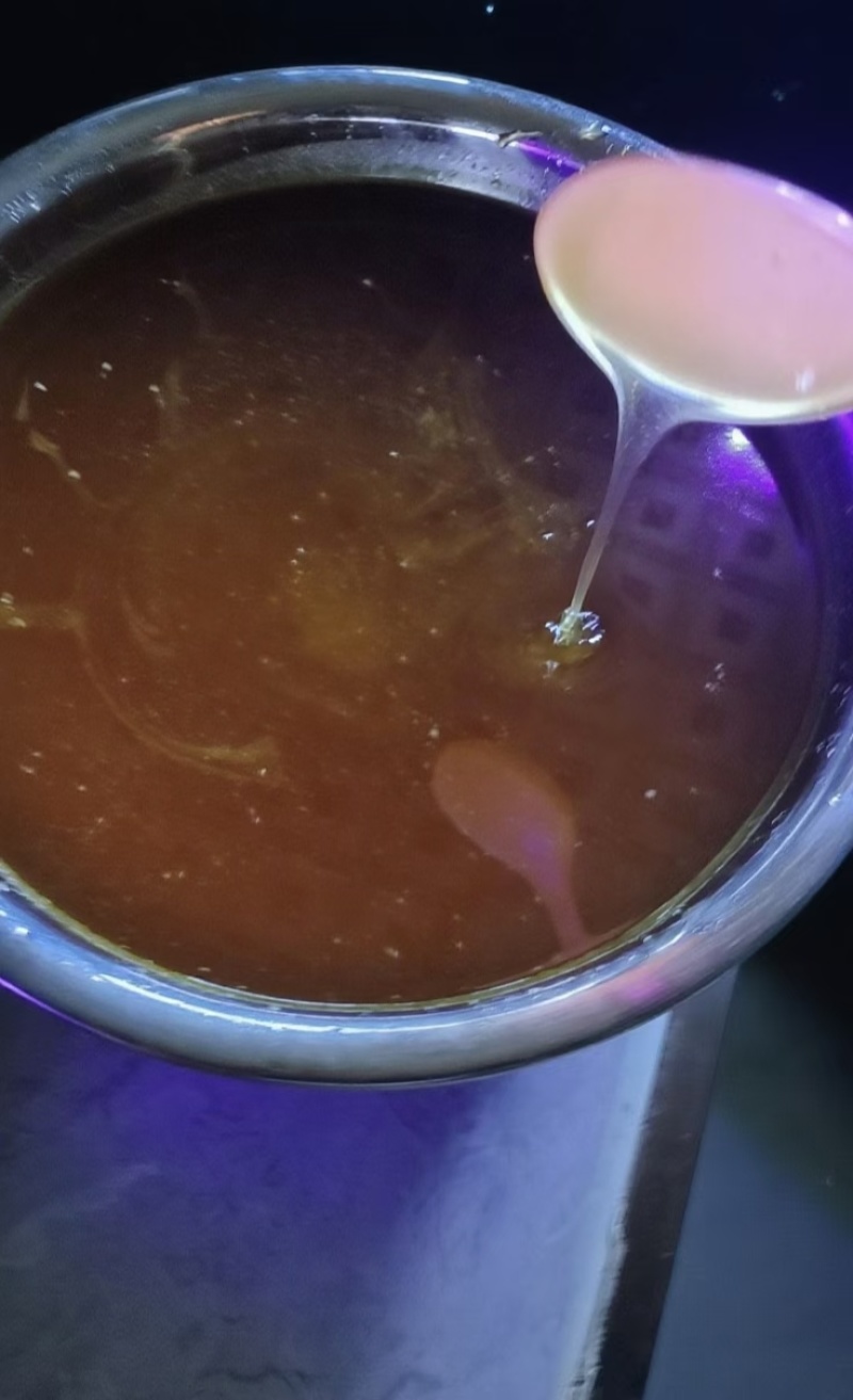 云南野生山花成熟蜜🍯📸实拍双视角