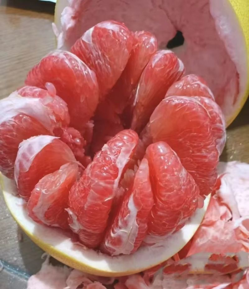 红心蜜柚，红肉蜜柚