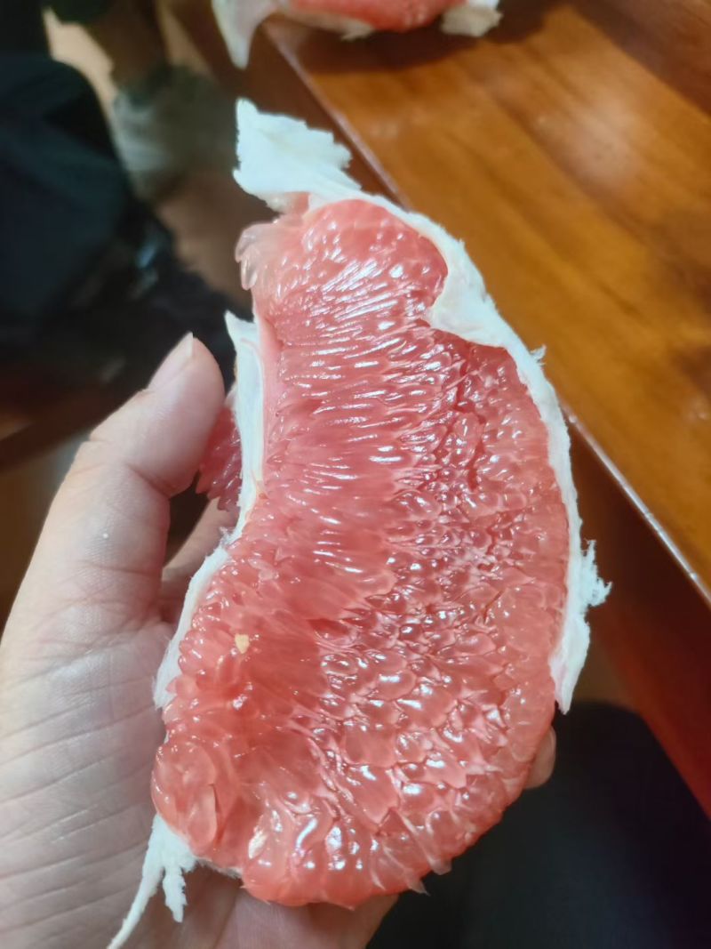 红心蜜柚，红肉蜜柚