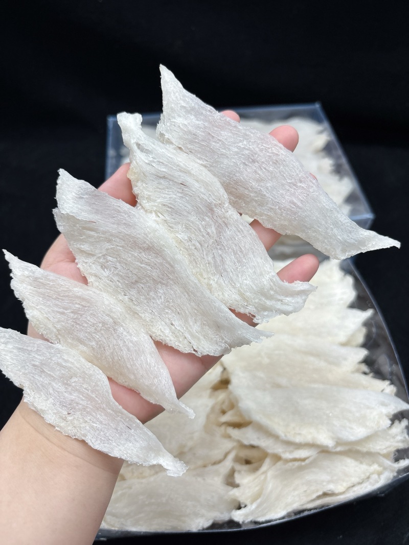 ***燕窝高净度大条囊丝底少泡发率好