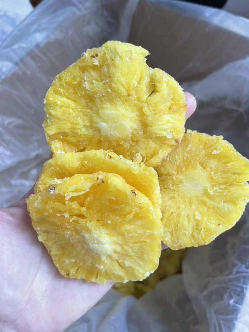高标香水菠萝圈菠萝干，香甜软糯，好吃不腻！
