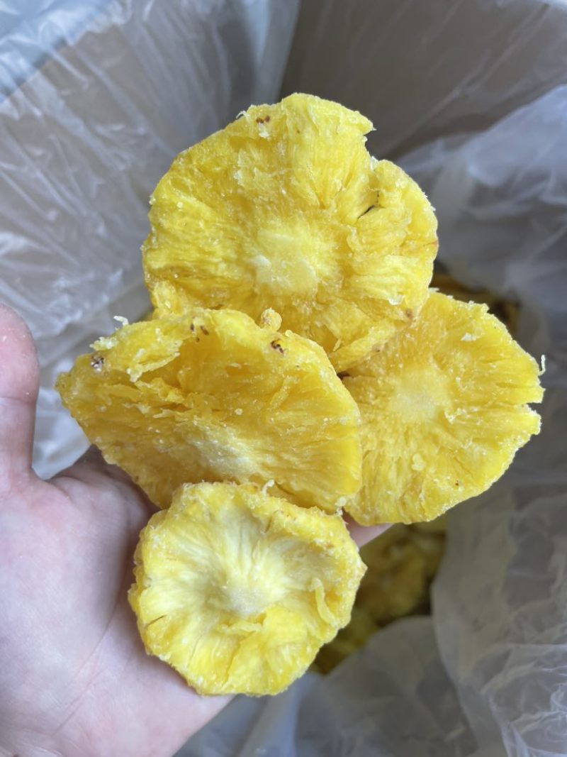 高标香水菠萝圈菠萝干，香甜软糯，好吃不腻！