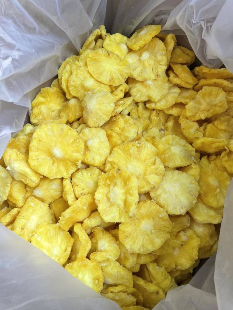 高标香水菠萝圈菠萝干，香甜软糯，好吃不腻！