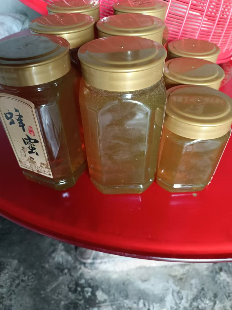 正宗农家土蜂蜜，封盖蜜，百花蜜