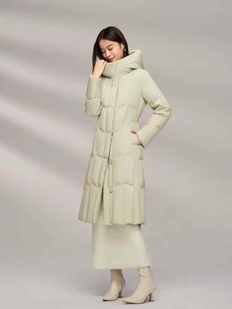 商场倒闭，赔钱处理500多件高档精品杂款冬装，羽绒服25元秒