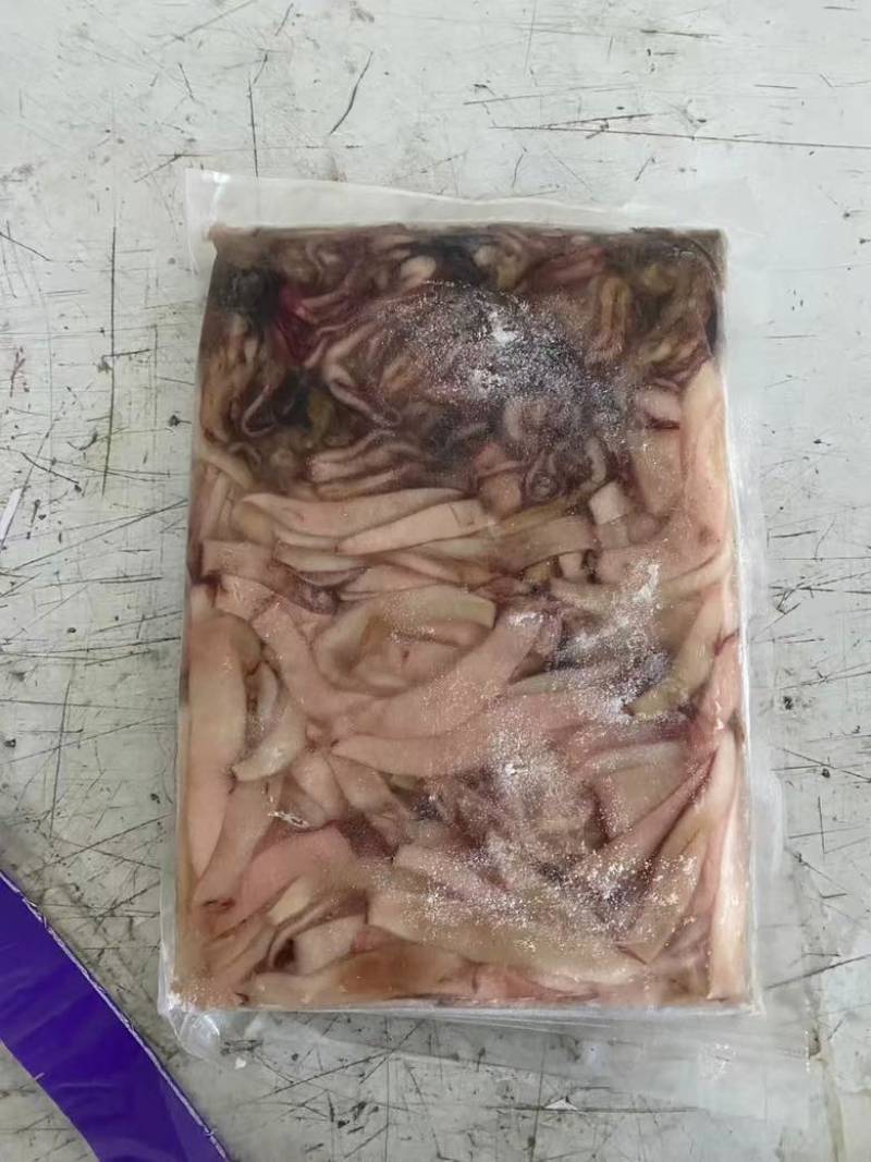 现切鱿鱼