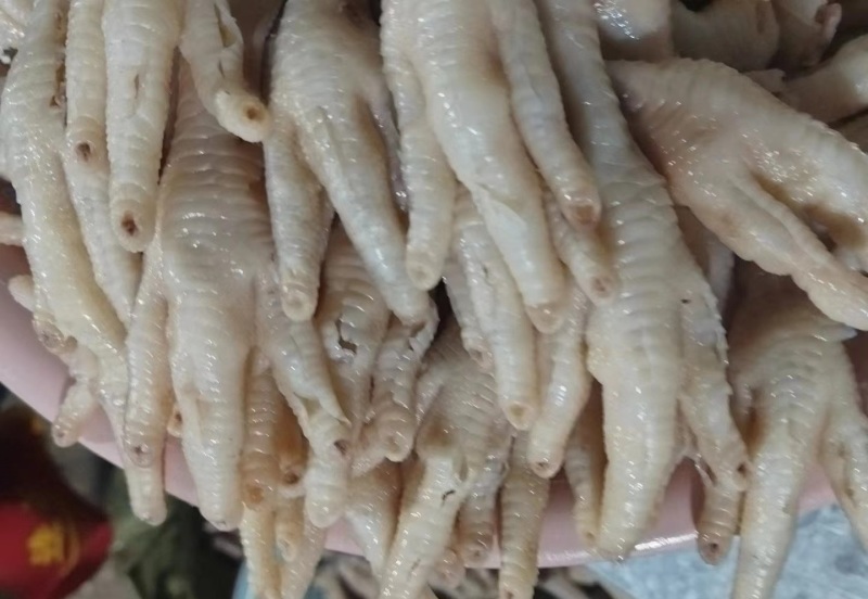 去骨鸡爪，手剥笋，虎皮鸡爪