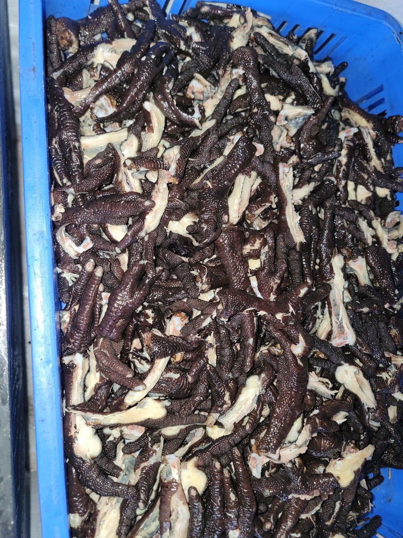 去骨鸡爪，手剥笋，虎皮鸡爪