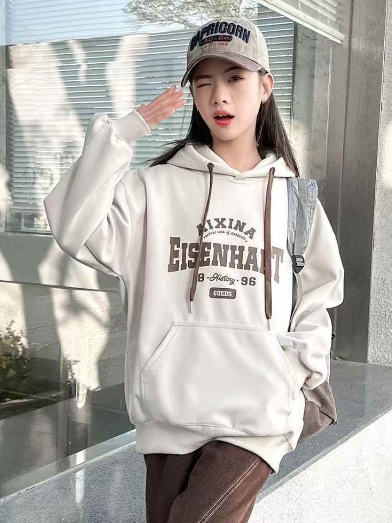 男女同款纯棉连帽卫衣300件左右，质量**好，独立包装11秒