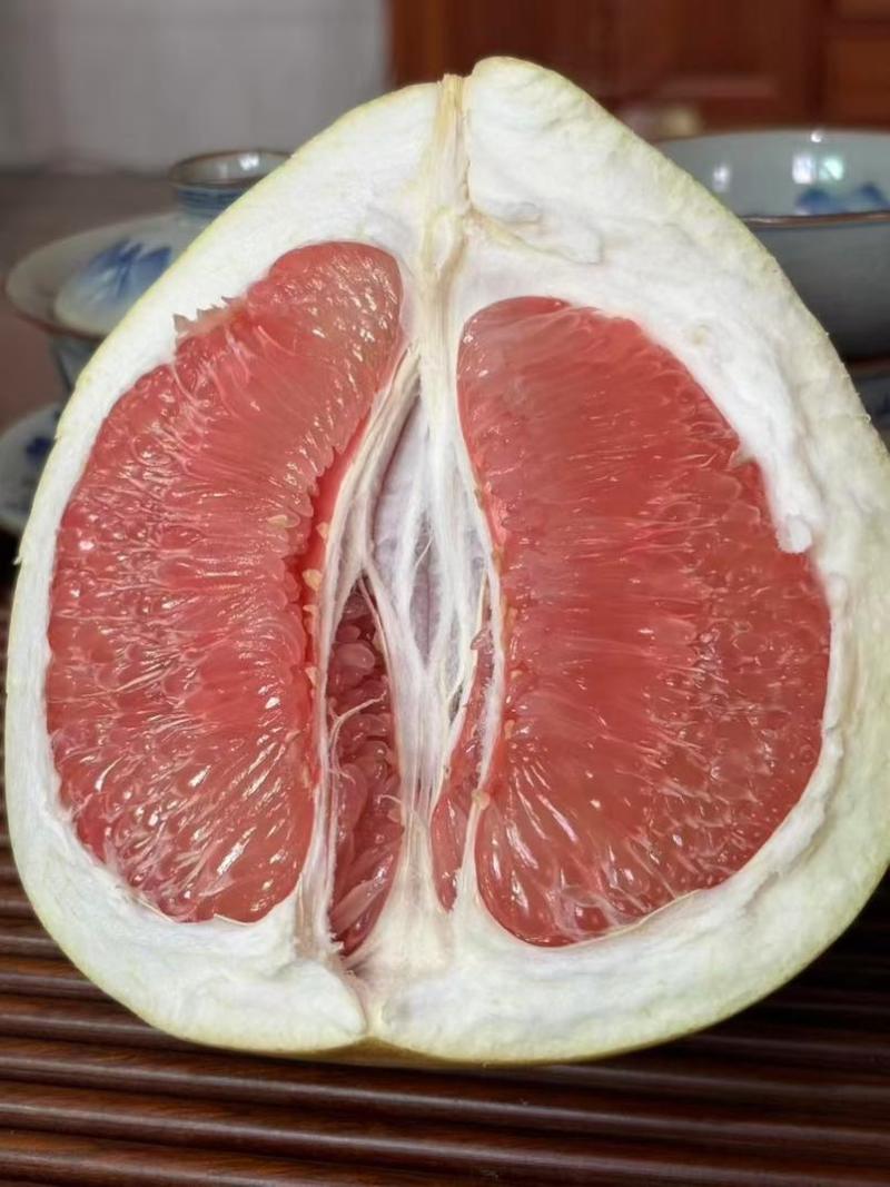 梅州红肉蜜柚！欢迎咨询！精选靓果，现摘现发三红蜜柚
