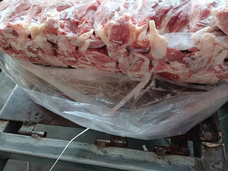 国产腱子肉，内含筋，质地硬度适中。