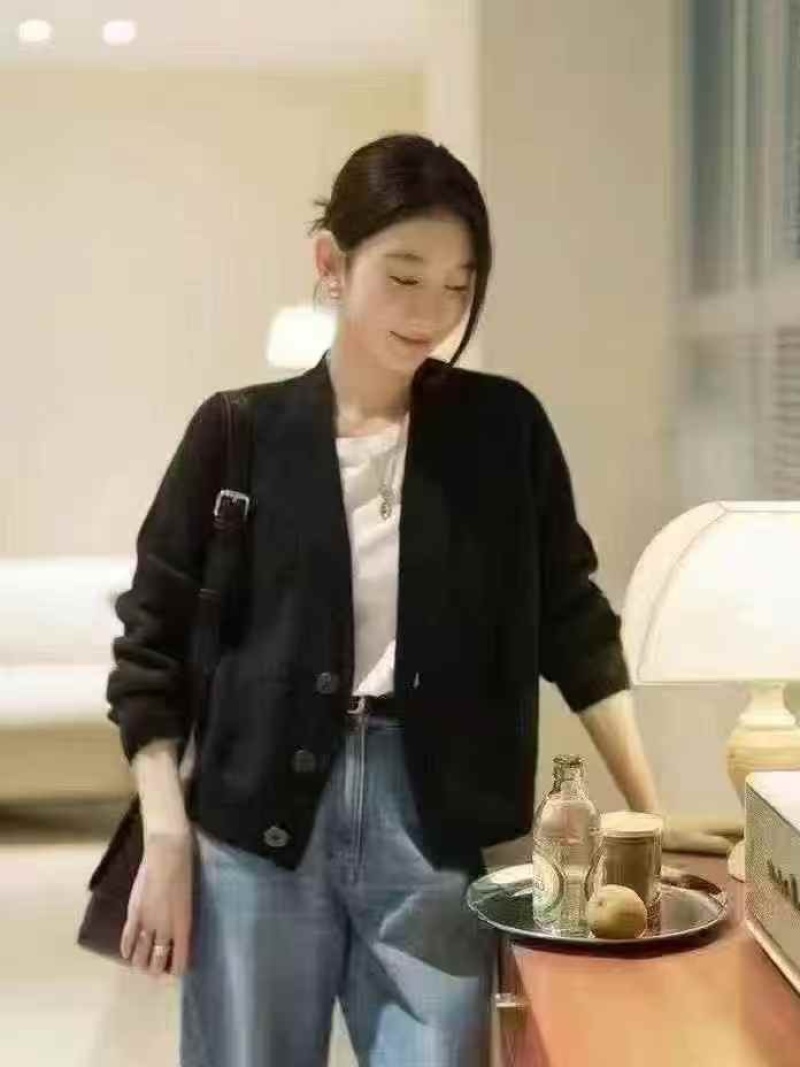 精品杂款毛衣300件左右特价处理，质量很好，独立包装6.9